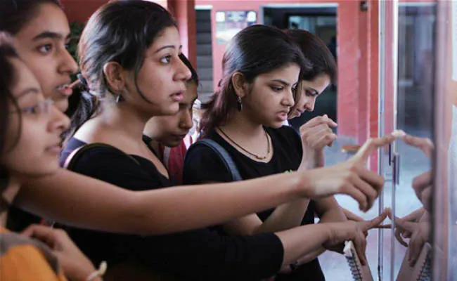 NEET UG 2026 Exam Day Guidelines: Reporting Time, Documents To Carry